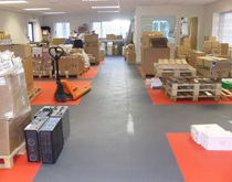 倉(cāng)庫(kù)走手推液壓車(chē)地面地板材料