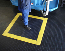 生產(chǎn)車間塑膠地板鋪裝材料，耐壓耐磨、耐油、防滑地板地墊 車間地面處理