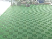 工業(yè)車(chē)間網(wǎng)格地墊  電泵廠車(chē)間脫水區(qū) 組裝區(qū) 機(jī)床區(qū)等 工業(yè)格柵地墊 抗壓 抗砸 耐油防滑地墊